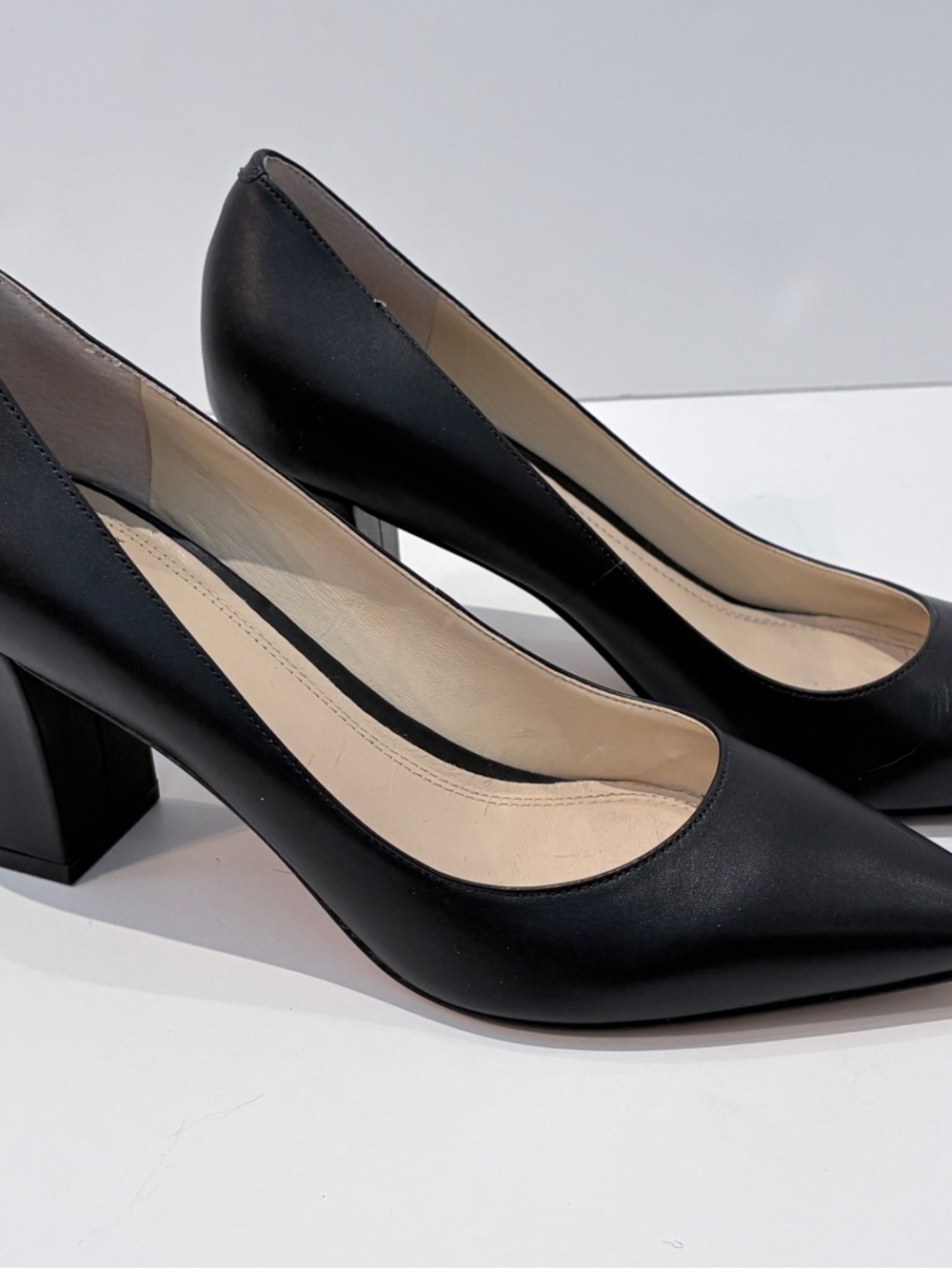 Marc Fisher Black Pointed-Toe Leather Pumps - Picture 3 of 8